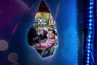 https://www.dieraum.net/files/gimgs/th-135_20250903_dr_SuperLuckDinner_105_w.jpg